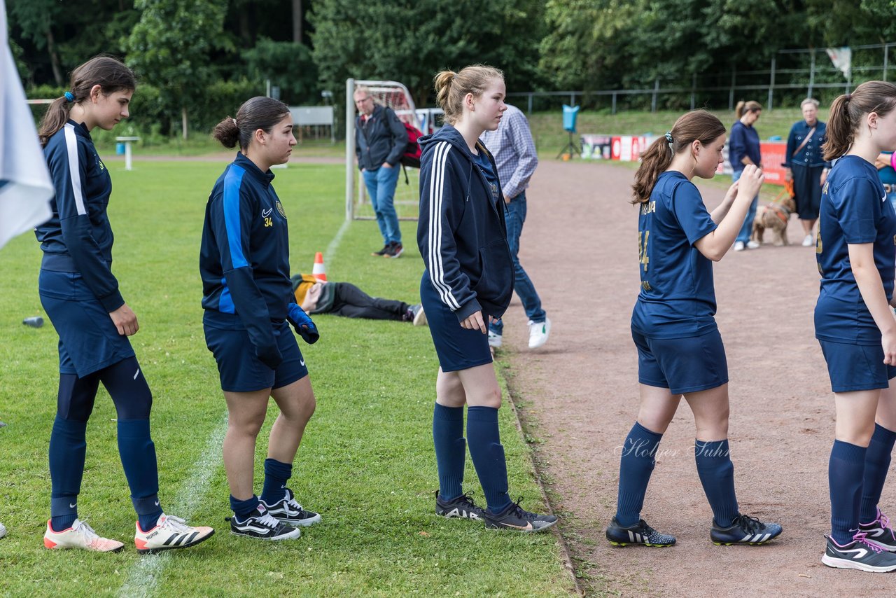 Bild 58 - Loewinnen Cup